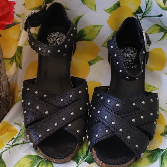 Vince Camuto black sandals - Picture 1 of 8